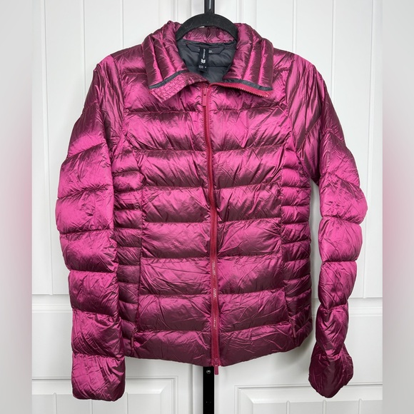 All in Motion Women's Magenta Lightweight Puffer Jacket - Picture 2 of 5